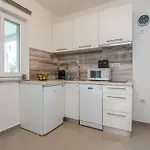 Kosic 1 By Interhome Vir