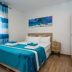 Kosic 1 By Interhome Apartamento