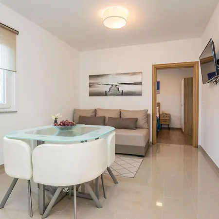 Apartman Kosic 1 By Interhome