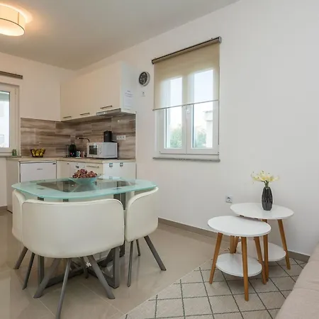 Kosic 1 By Interhome * Vir