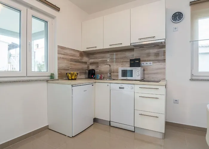 Kosic 1 By Interhome Вир